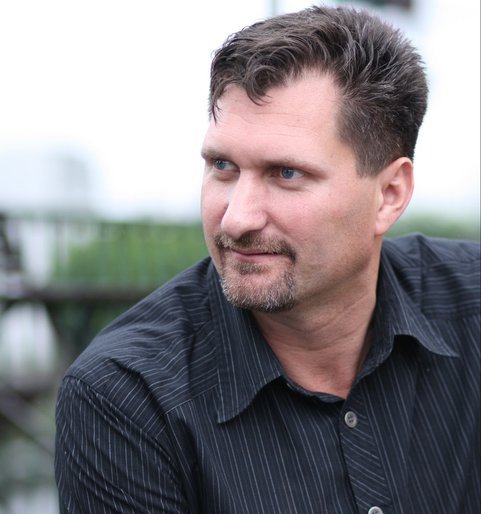 Vince Baker - YouTube and AI Masterclass Instructor, CEO, Author, and Marketing Expert